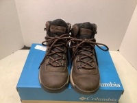 Columbia Women's Newton Ridge Shoe, 7, Ecommerce Return