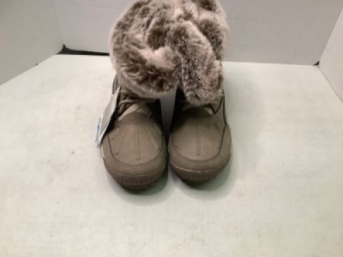 Bearpaw Women's Boots, 7, Ecommerce Return