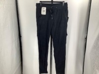 Natural Reflections Kick Back Pants, Medium, Appears New