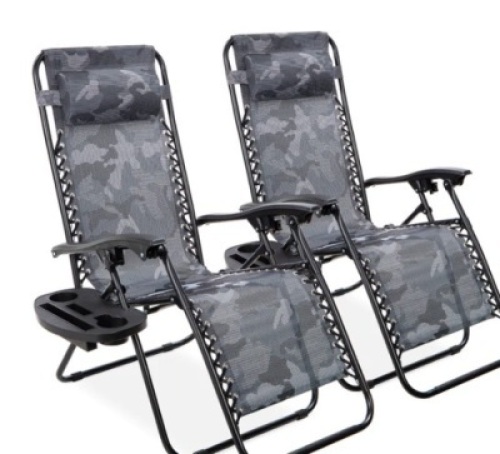 Set of 2 Adjustable Zero Gravitry Patio Chair,Apears New