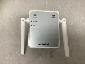 Netgear Wifi Range Extender, Appears New