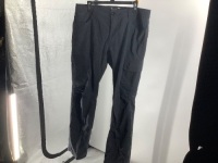 Under Armour Men's Pants, 38x32, Appears New