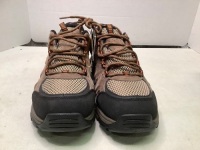 Gore Tex Men's Hiking Shoes, 9.5, Ecommerce Return