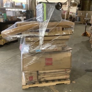 Pallet of Fireplace Screens, Christmas Trees & More - Mostly New Items 