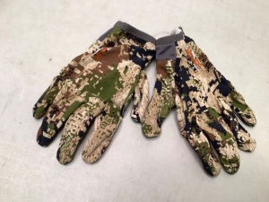 Sitka Men's Gloves, Medium, Ecommerce Return