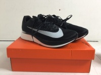 Nike Zoom Fly Shoes, Size 10.5, E-Commerce Return