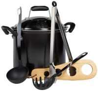 Everybody Loves Pasta 6 Piece Pasta Set - Appears New