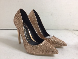 Sparkle High Heels, Size 6, E-Commerce Return