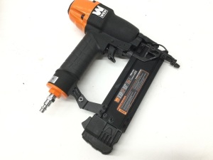 PNEUMATIC BRAD NAILER,new 