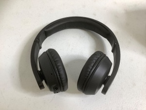 Riot Project Over Ear Headphones, Appears New