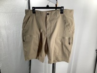 World Wide Sportsman Men's Shorts 38, Appears New