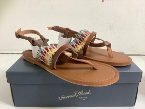 Universal Thread Senora Sandals, Size 9, Appears New