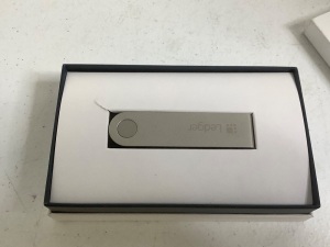 Nano X Bluetooth-Enabled Hardware Wallet, Untested, E-Commerce Return