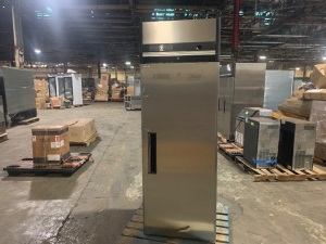 Maxx Cold MXCR-23FDHC 26.8” Single Door Reach-in Refrigerator, Top Mount. For Repair or Parts. Untested because of loose compressor