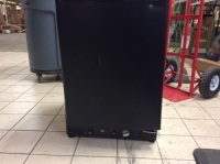 SMAD XC60 Mini Propane Gas Electric Fridge. For Repair or Parts. Unknown Condition