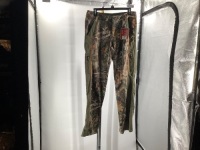 SHE OUTDOOR, Exp Fleece Pant, Medium Appears New&nbsp;