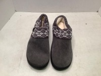 Natural Reflections Women's Slippers, 10, Appears New