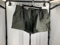 Natural Reflections Women's Shorts, XXL, Appears New
