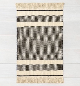 Handwoven Jute Accent Rug, 24" x 36" 