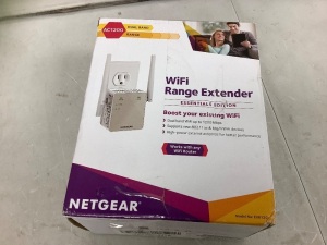 Netgear WiFi Range Extender, Appears New