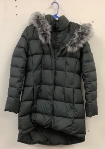 Women's North Face Hooded Coat, L, E-Commerce Return