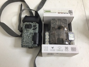 2 Trail Cameras, E-Commerce Return