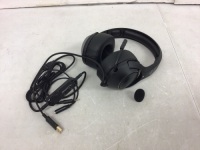 Onikuma Professional Gaming Headset, Powers Up, Appears New