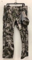 Men's Pants, Size 36, Appears New