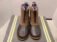 Natural Reflections All Season Classic III Front Zip Boots, 6, Appears New