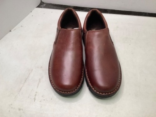 Men's Newport Eastlands, 7.5, Appears New