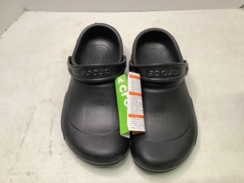 Crocs Men's 8, Appears New