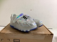 HeyLisi Shoes, Size 3, E-Commerce Return