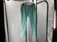 Columbia Straight Leg Women's Pants, 8, Appears New