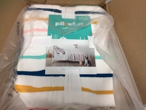 Pillowfort Full/Queen Bedding Set, Appears New
