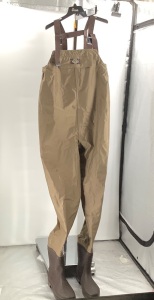 White River Men's Waders, 13 Regular, Dirty, Ecommerce Return, Untested