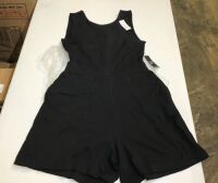 NY&C Black Jumper Size Medium - Appears New