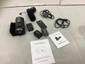 24MP Digital Camcorder & Microphone, Powers Up, Appears New