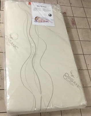 Wonder Dream Organic Cotton Baby Crib Mattress - Appears New 