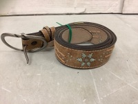 Women's Belt, M, Appears New