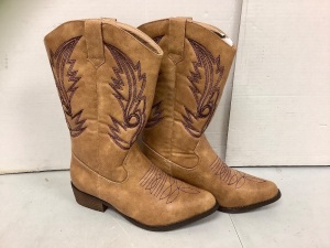 Women's Boots, 7.5, Appears New