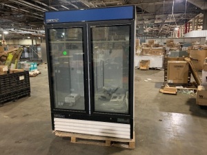 LSR Refrigeration Sliding Door Lab Refrigerator, 48 cu. ft. Untested due to 230V Plug, but Appears New