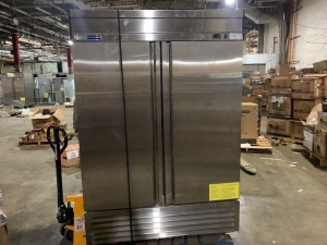 Kratos Refrigeration 69K-774 2 Door Reach-in Freezer, 46 Cu. Ft. Does Not Get Cold. For Repair or Parts