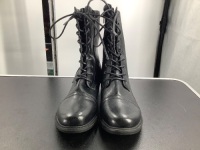 Natural Reflections, Womens leather Boot, Size 9, Appears New&nbsp;