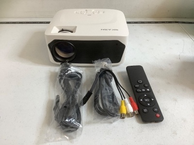 EKASN Portable Movie Projector Support, Powers Up, Appears New