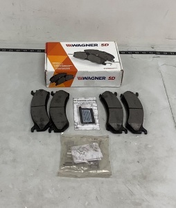 Wagner Commercial Disc Brake Pads, Appears New