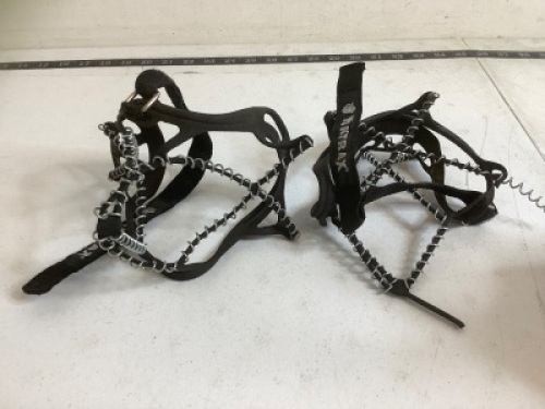 Yaktrax Pro Traction Cleats for Walking, Jogging, or Hiking on Snow and Ice, E-Commerce Return