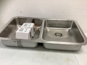 Elkay Double Sink, 30.5x18.5, E-Commerce Return