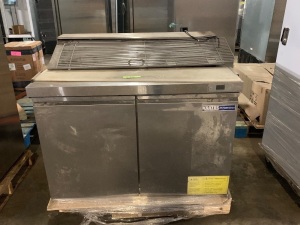 Kratos 69K-770HC 48"W Sandwich/Salad Prep Table, 12 Pan Capacity. Does Not Get Cold. For Repair or Parts