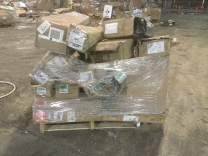 Pallet of E-Commerce Returns - Items May Be New, Damaged, Incomplete