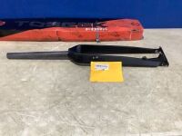 1-1/8" 3K T800 Full Carbon Fiber Rigid Disc Brake MTB Fork, 28.6mm Threadless Straight Tube Superlight&nbsp;